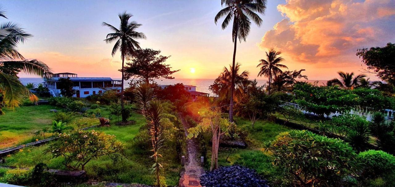 Al Camar Lodge Ndzaouze Luaran gambar